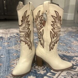 MIA Cream and Brown Heeled Western Boots